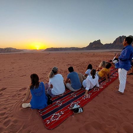 Hotel Bedouin Future Camp Wadi Rum Esterno foto