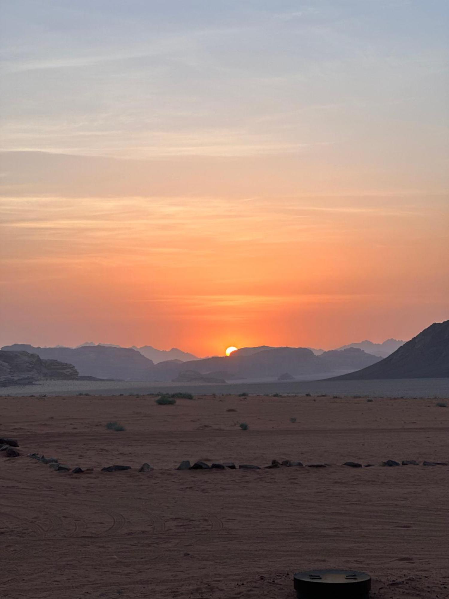 Hotel Bedouin Future Camp Wadi Rum Esterno foto