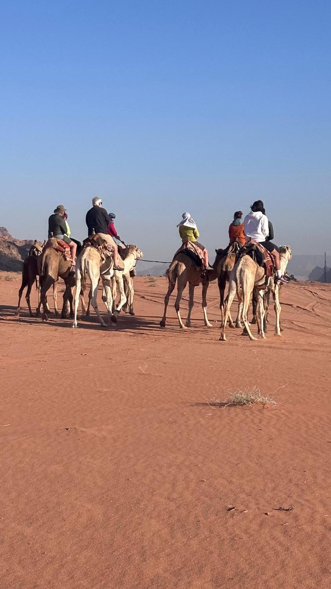 Hotel Bedouin Future Camp Wadi Rum Esterno foto