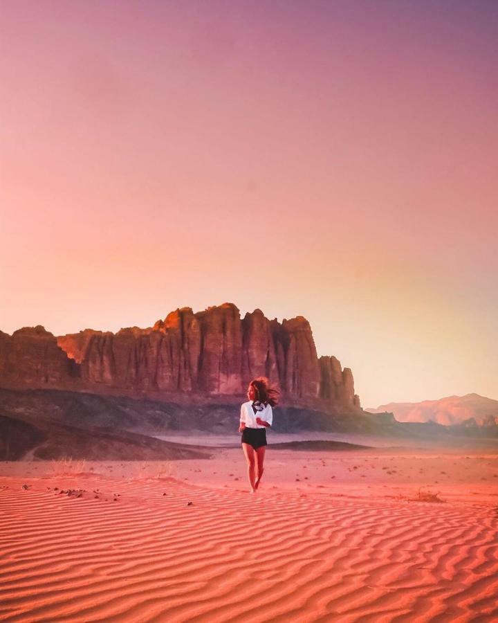 Hotel Bedouin Future Camp Wadi Rum Esterno foto